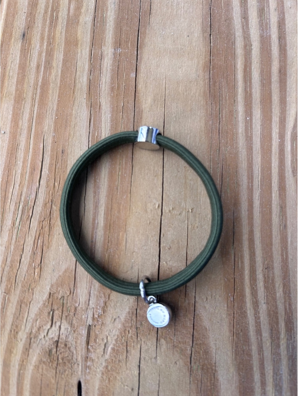 Marc by Marc Jacobs Olive Green Elastic Bracelet with Green Charm - Picture 4 of 9